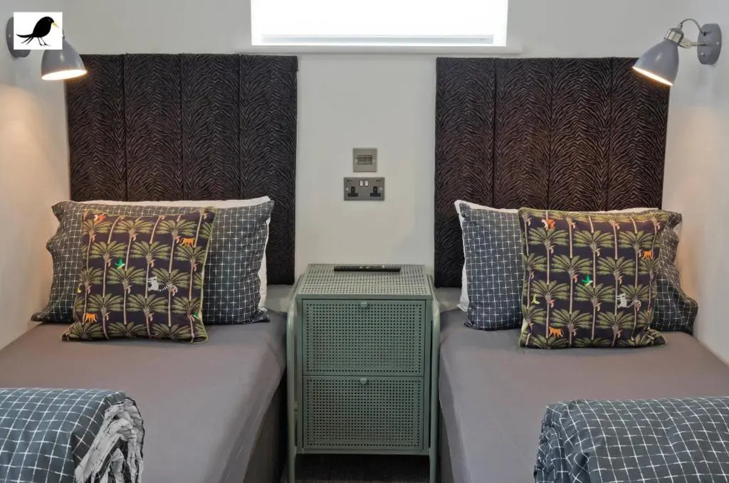 Blackbird Accommodation and Luxury Apartments room 14