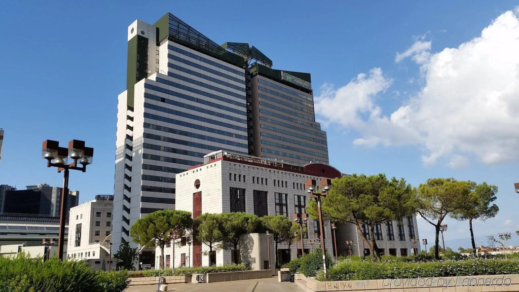 Holiday Inn Naples by IHG