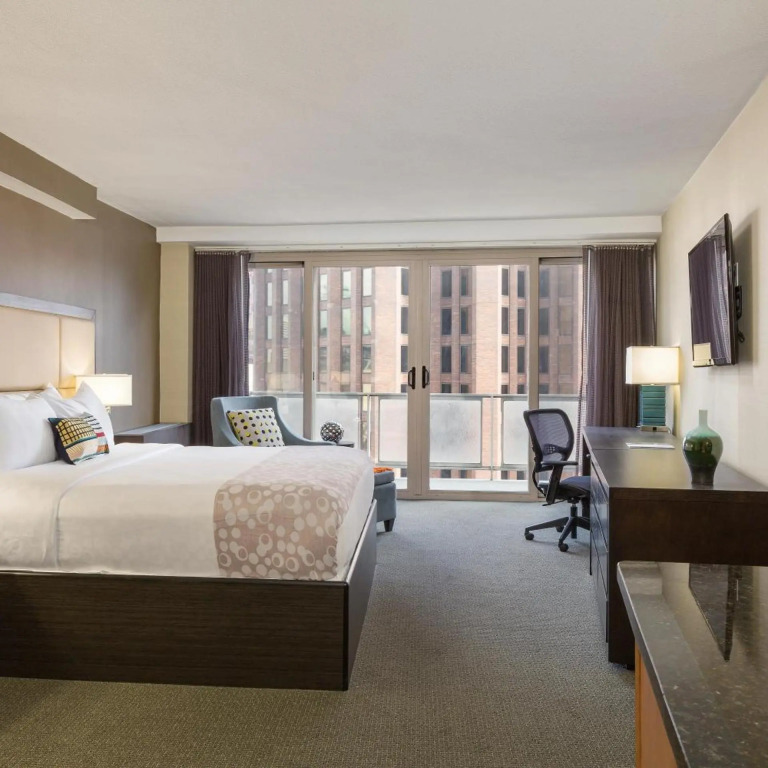 The Windsor Suites