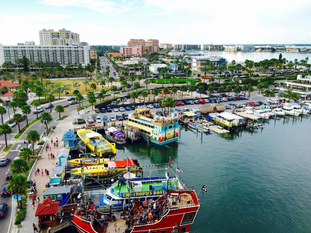 Exquisite Avalon Clearwater Condo,Minutes To Beach