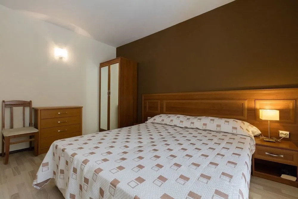 Two Bedroom Apartment with Kitchen & Balcony