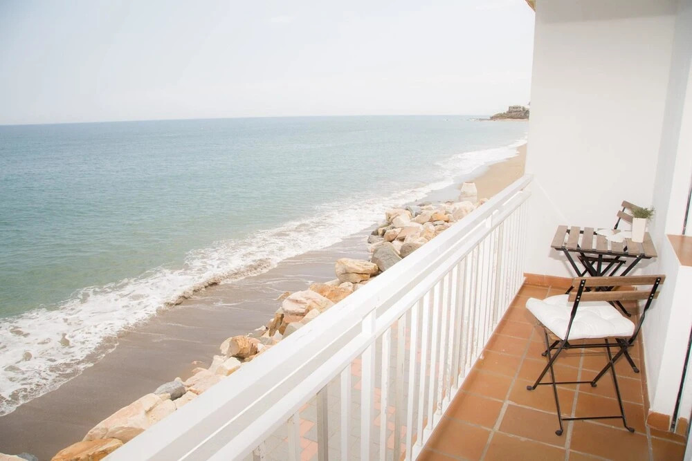 House With 4 Bedrooms in Mijas Costa, With Wonderful sea View, Furnish