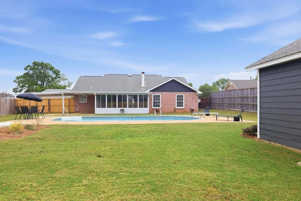 Private Pool Quiet Retreat Games 3 Bedroom Home