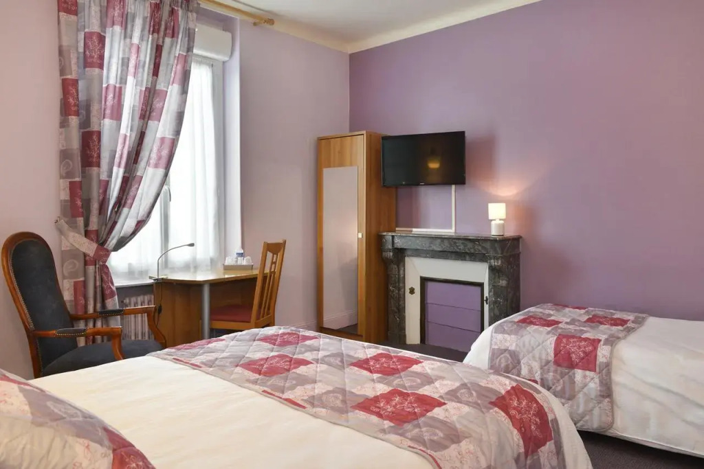 Logis Hotels Restaurant Le Dauphin