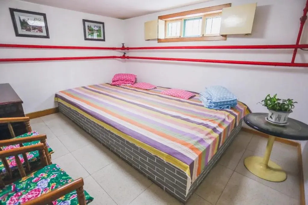 Xindeqing Youth Hostel