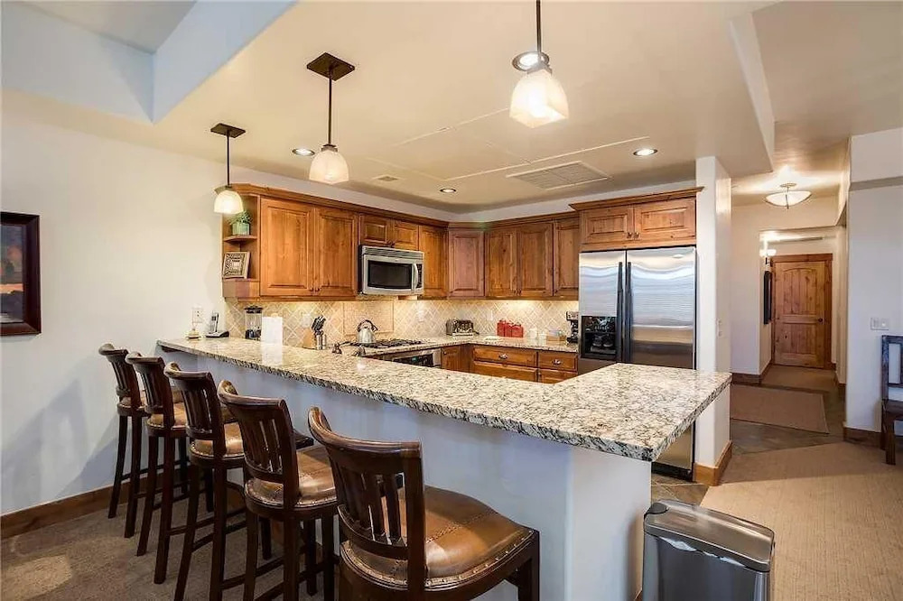 5106 Emerald Lodge, Trappeur's Crossing Apartment 5