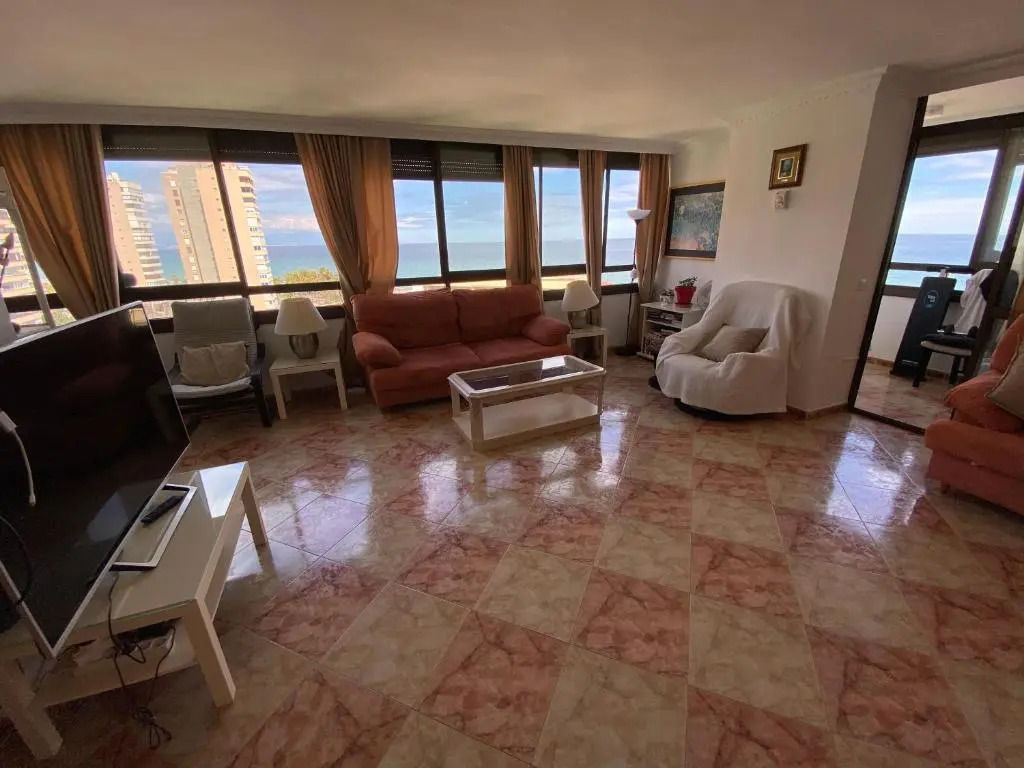 Precioso piso de lujo,4 dormitorios frente al mar