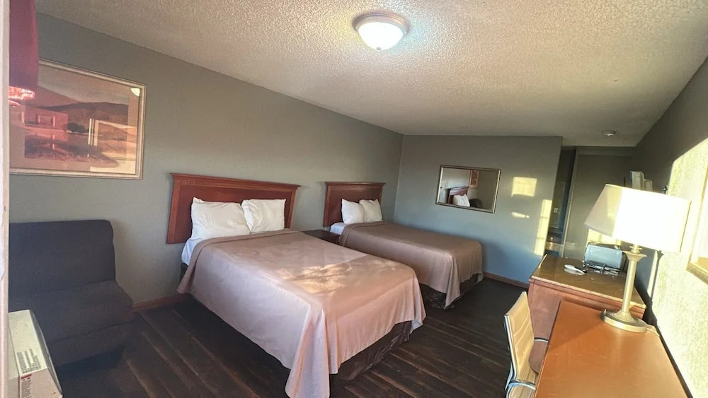HiWay Inn Express Elk City Route 66