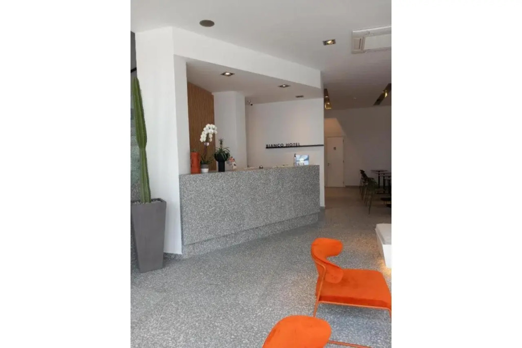 Bianco Hotel