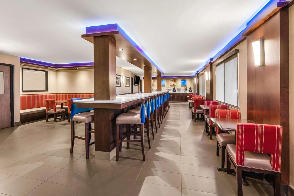 Comfort Inn & Suites Vancouver Downtown City Center