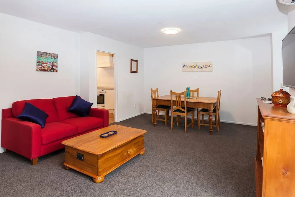 Awesome Central Christchurch Townhouse