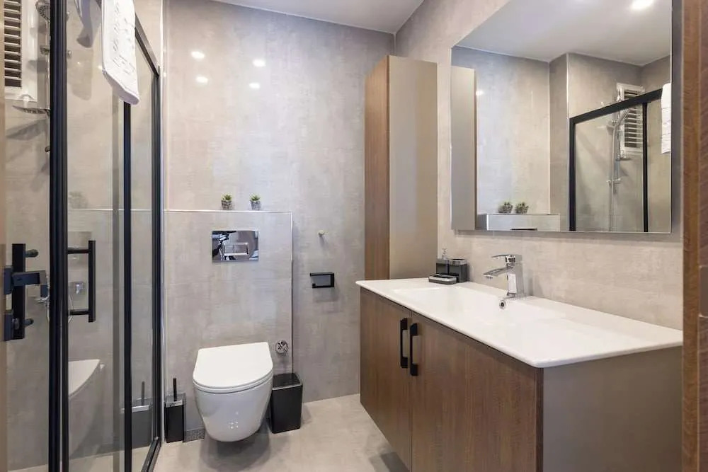 Bi Suites
