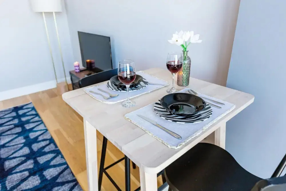 Studio Flat with Panoramic City View in Atasehir