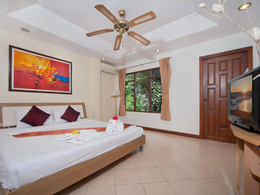 Patong Hill Estate 5