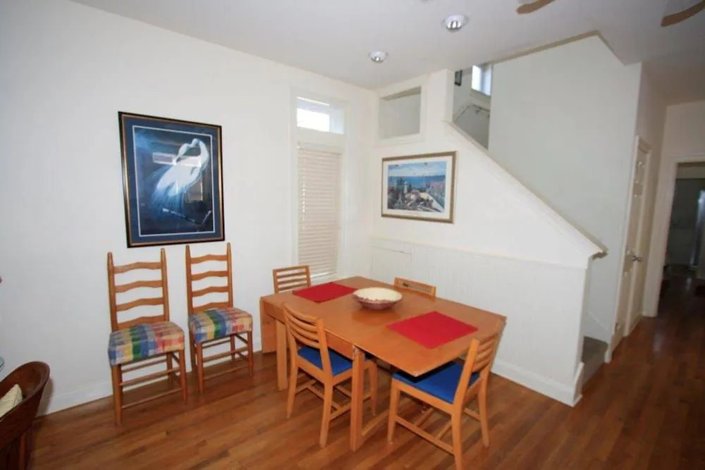 Sunday Cottage by Destin Getaways