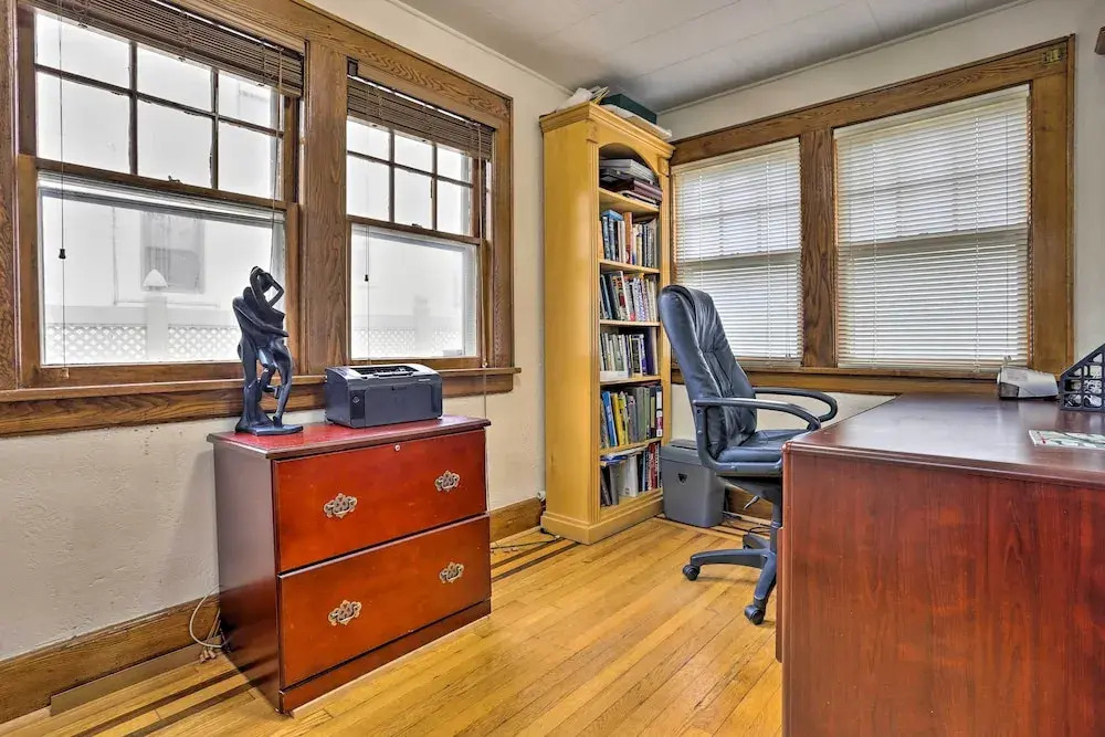Lovely Home Near FDU & Holy Name Hospital!