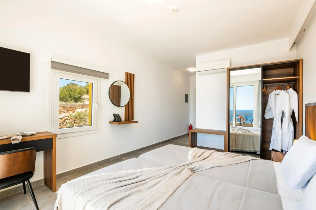 Apolis Beachscape Hotel
