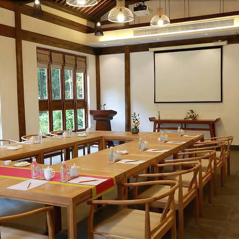 Kaiyuan Hotel · Seabirds