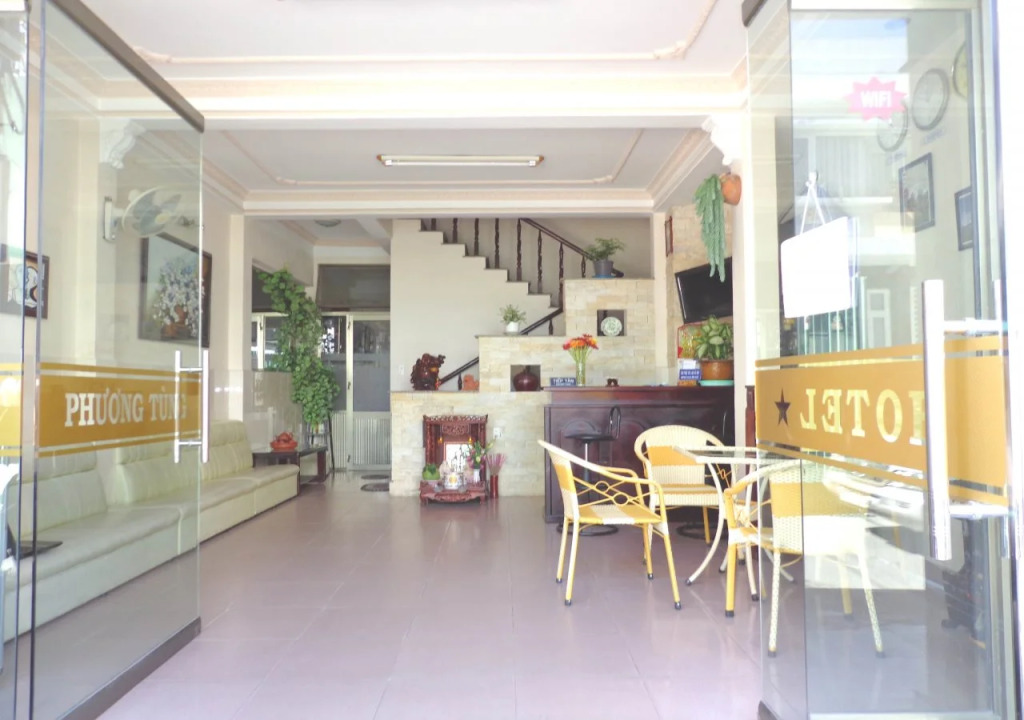 Phuong Tung Guesthouse