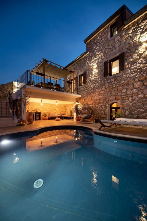 Stunning Villa on Island Krk Near Sandy Beach