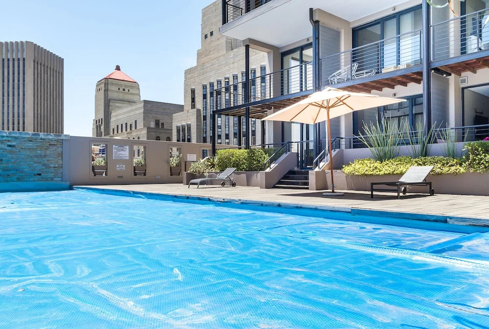 Adderley Terraces J11