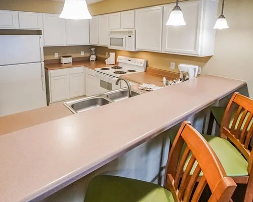 Surrey Vacation Resort/Carriage Place