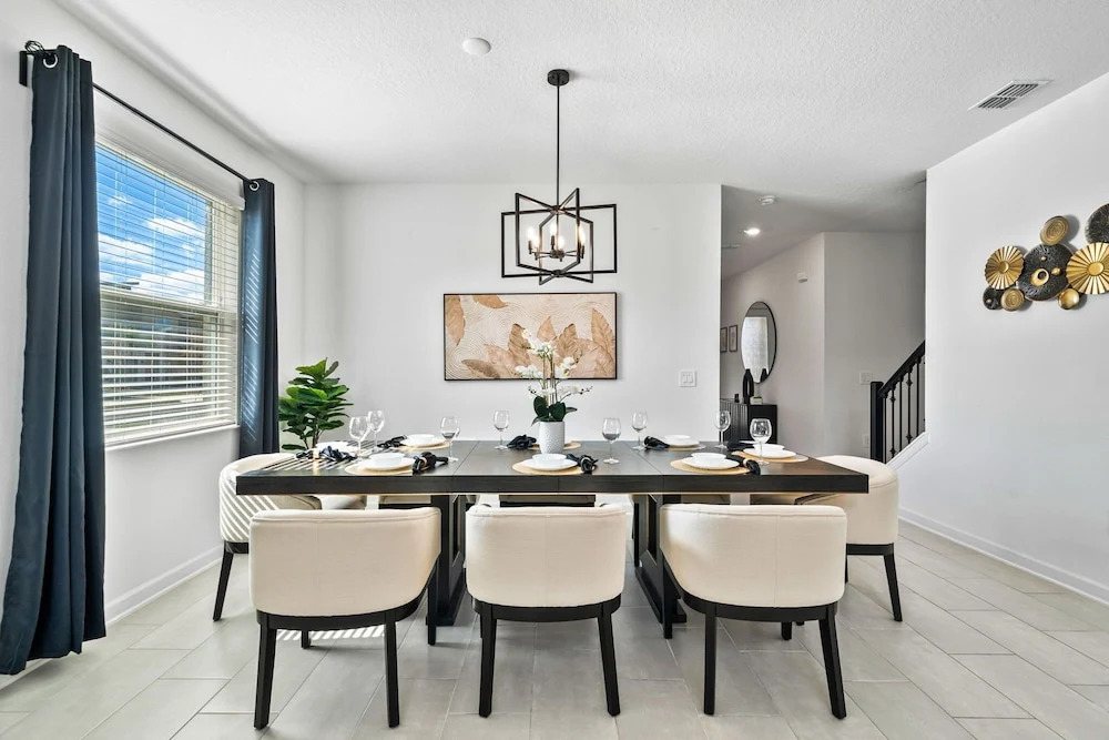 Fabulous Villa 5Bd Pool & Spa - Next to Disney 611