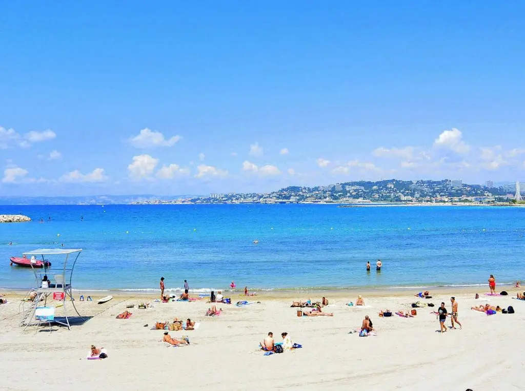 Appartement la plage de la pointe rouge