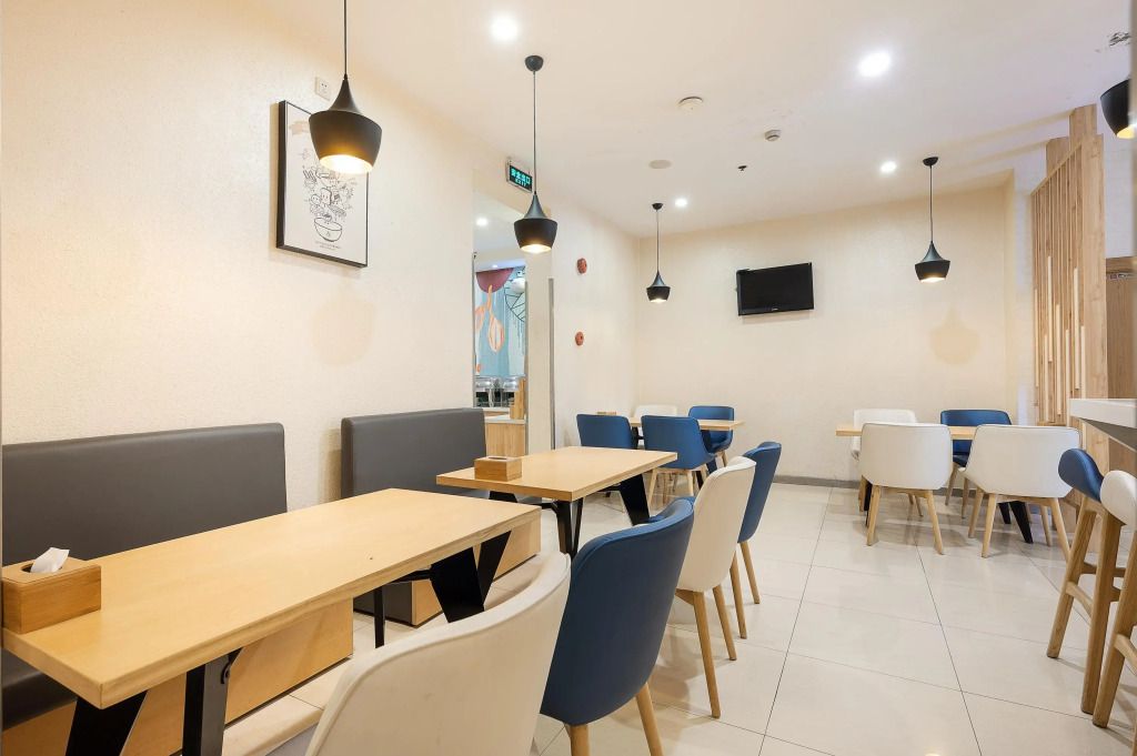 Hanting Hotel Shanghai Jufeng Road Metro Station