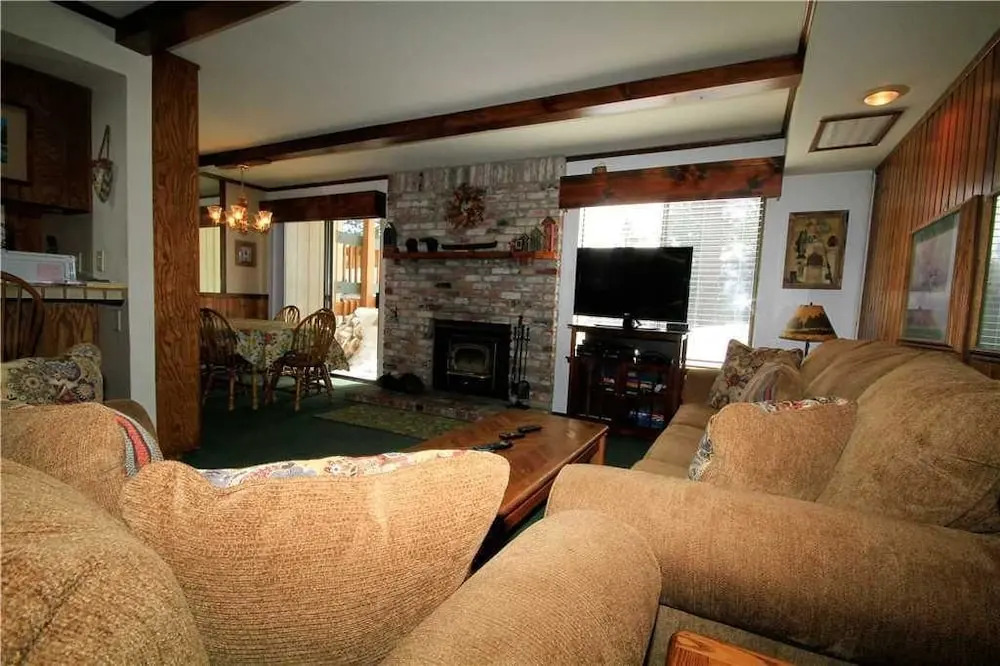 Discovery 4 #121 Pet Ok 2 Bedrooms 2 Bathrooms Condo