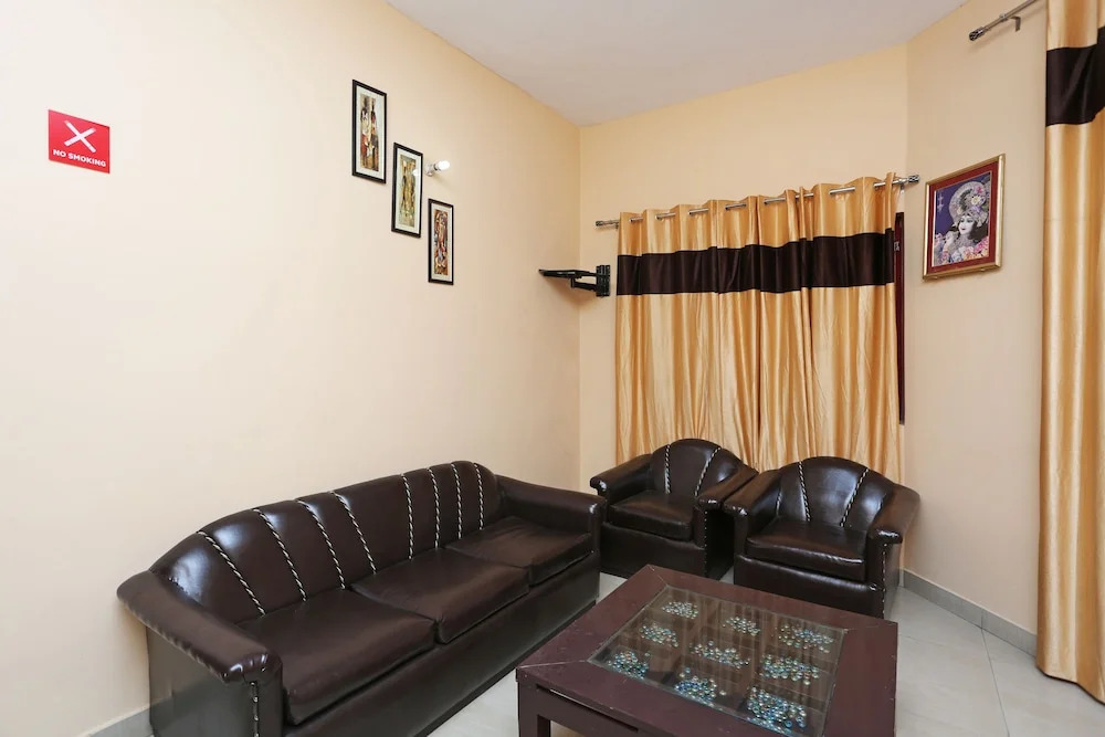 The Nest By OYO Rooms