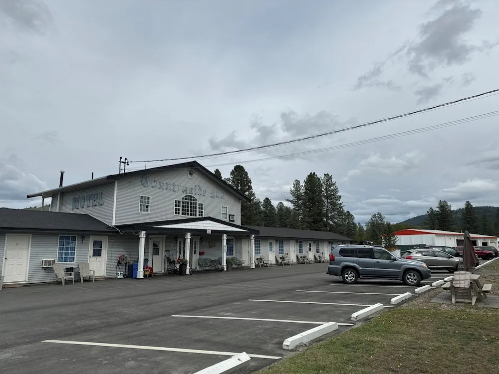 Countryside Inn