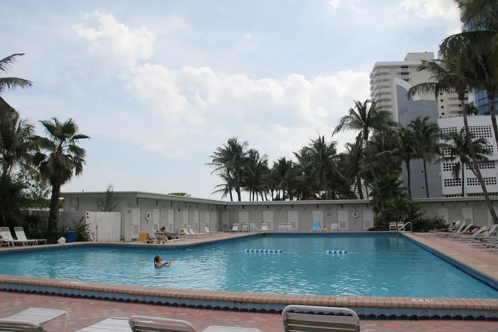 Casablanca Residences Miami Beach