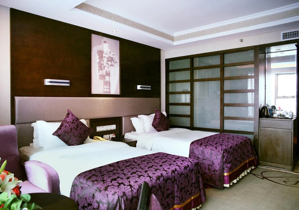 Yiwu Yimei Plaza Hotel