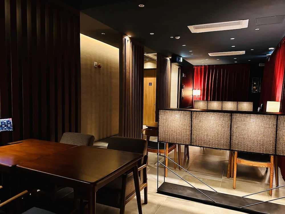 Hotels One