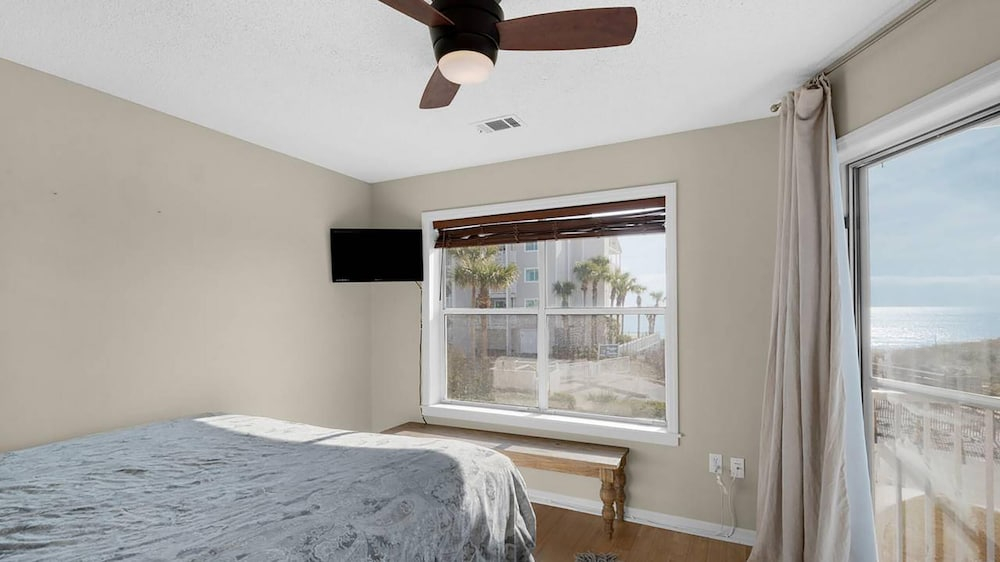 Beachside Villas 621