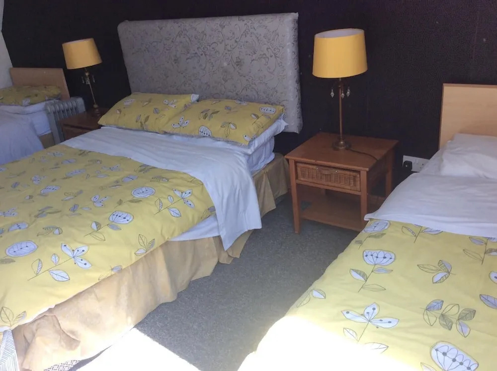 Coach House Suites