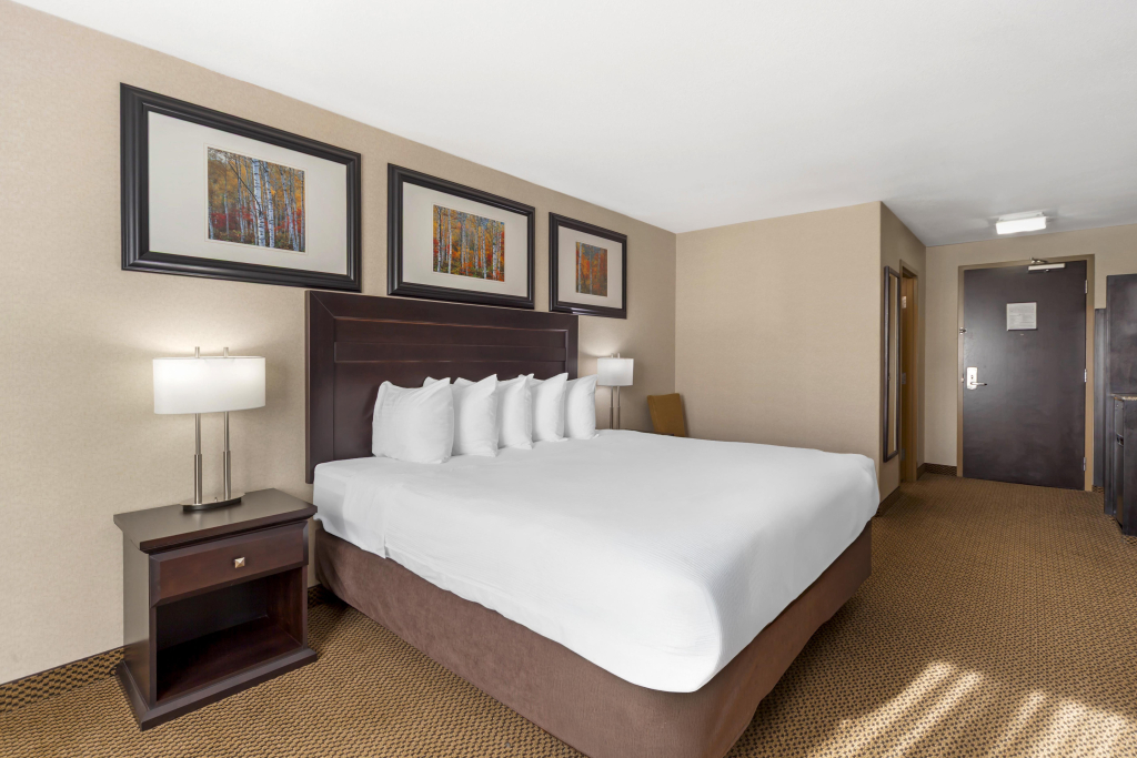 Best Western Bonnyville Inn & Suites