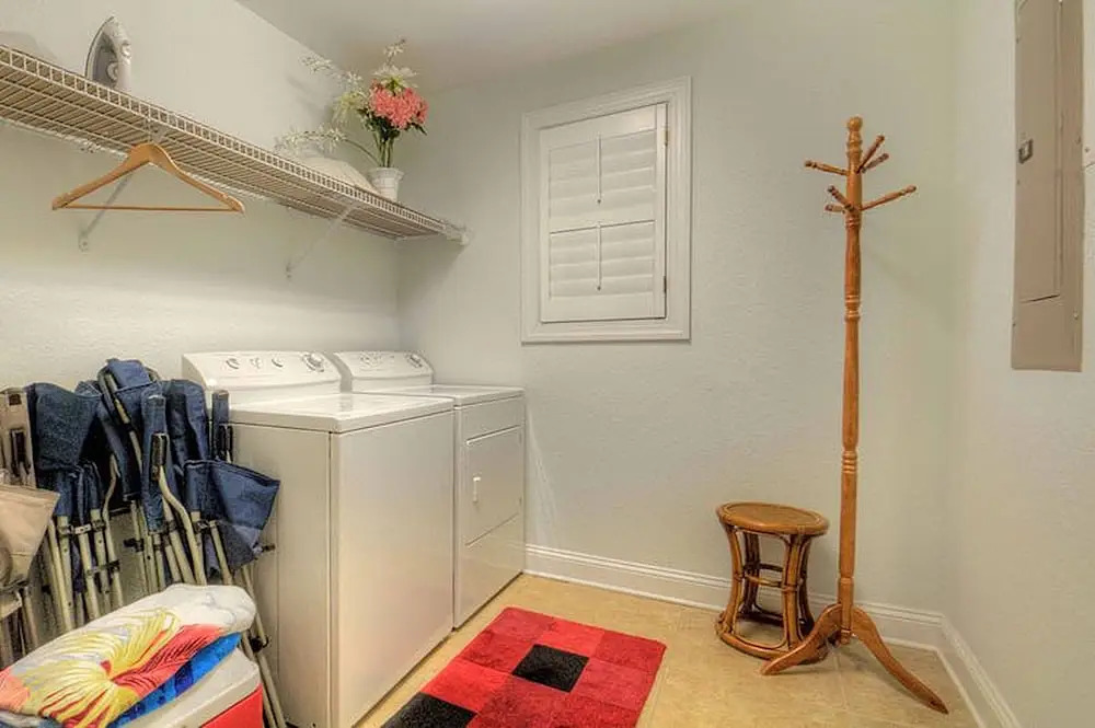760 Ocean Boulevard #404 by Hodnett Cooper