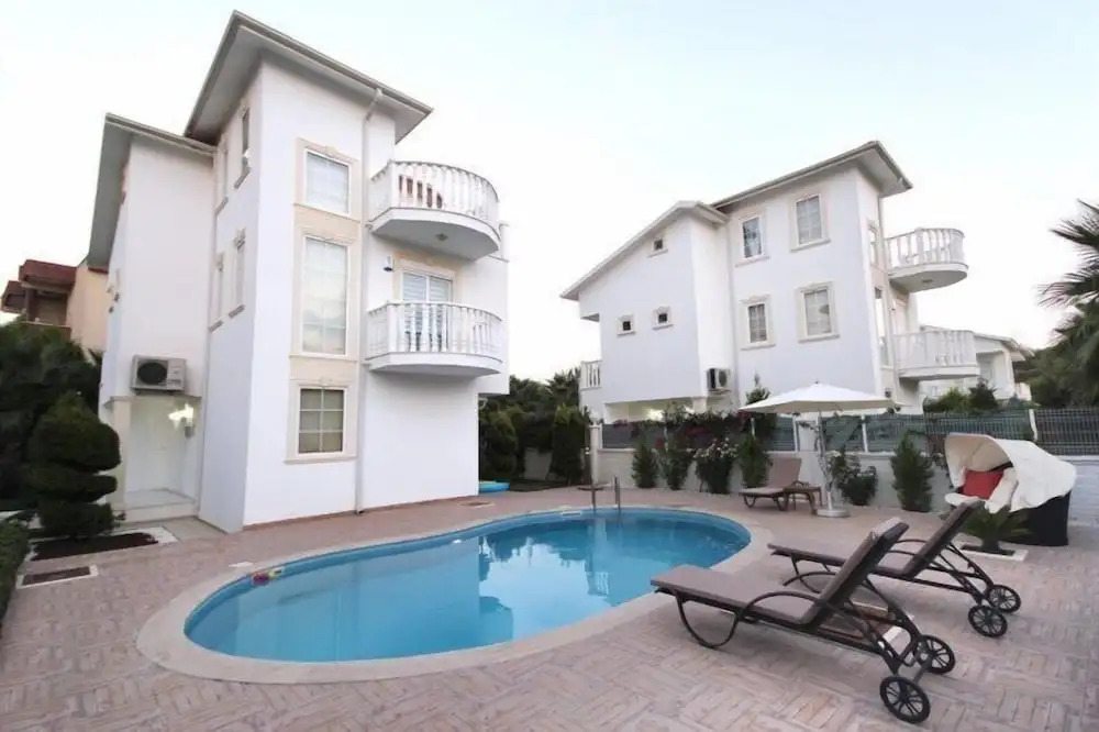 Villa Liya 1 by Elm