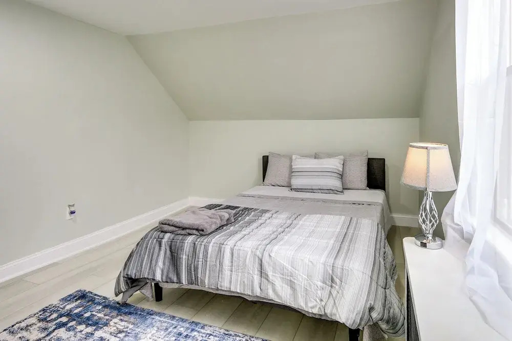 Jersey City Vacation Rental ~ 8 Mi to Nyc!