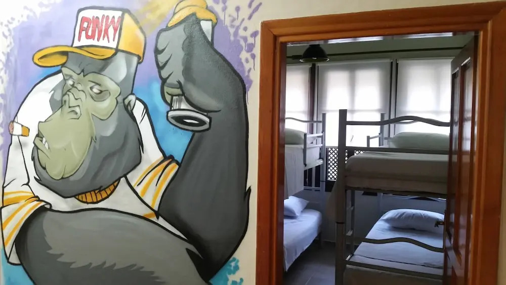 Funky Monkey Hostel & Pub Antalya - Adults Only