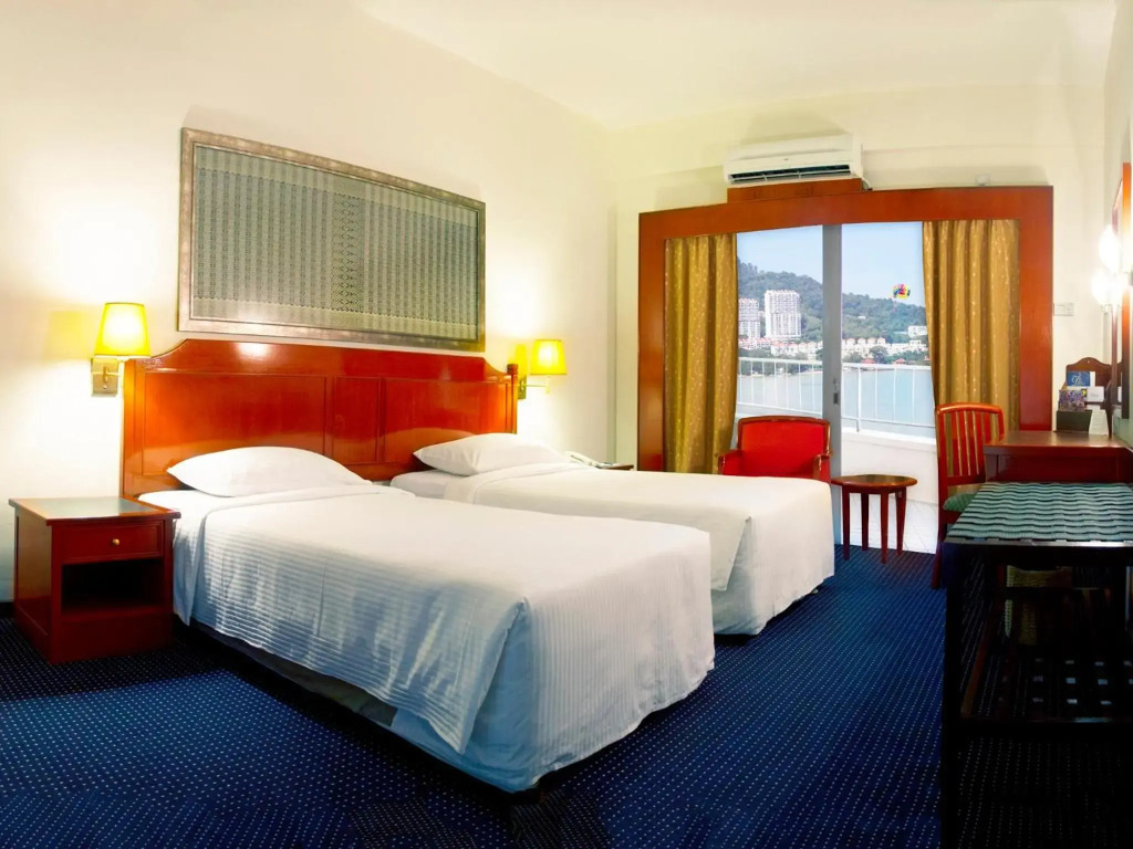 Rainbow Paradise Beach Resort