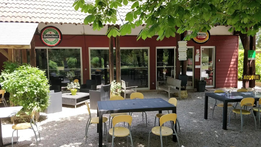 Camping Au Tour de lAveyron