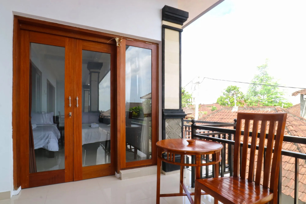 The Wina Echo Beach Guest House
