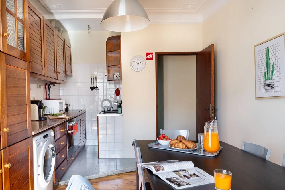ALTIDO Classic 2BR Apt in Baixa w/balcony in Baixa, close by Rossio subway