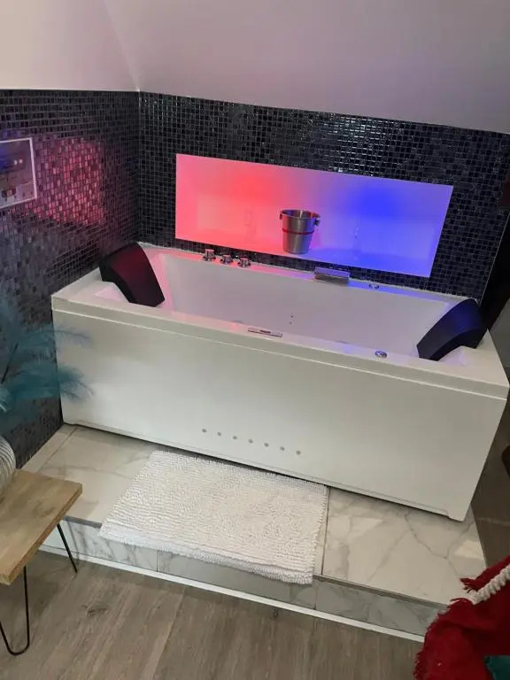 Eden SPA Appartement D’Exception (Adults Only)