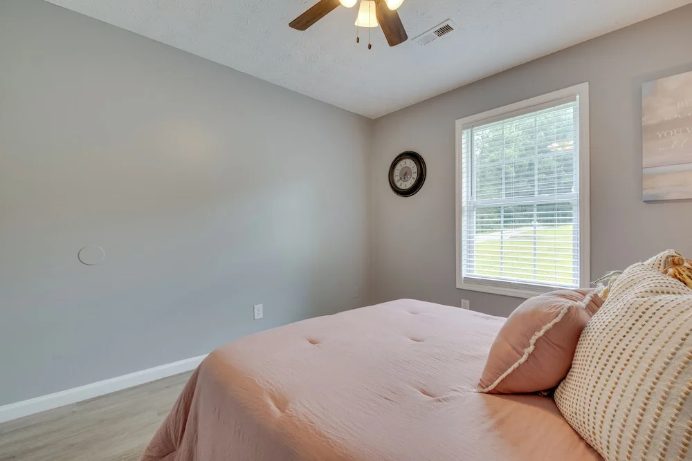 Atlanta Getaway w/ Private Yard: 3 Mi to Airport