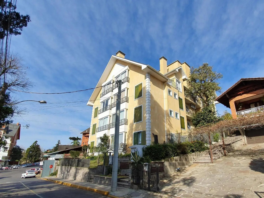 Apto De Luxo A 250Mts Rua Coberta, 2 Suites, Mobiliado E Equipado (205)