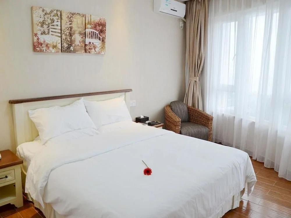 All Seasons Hotel